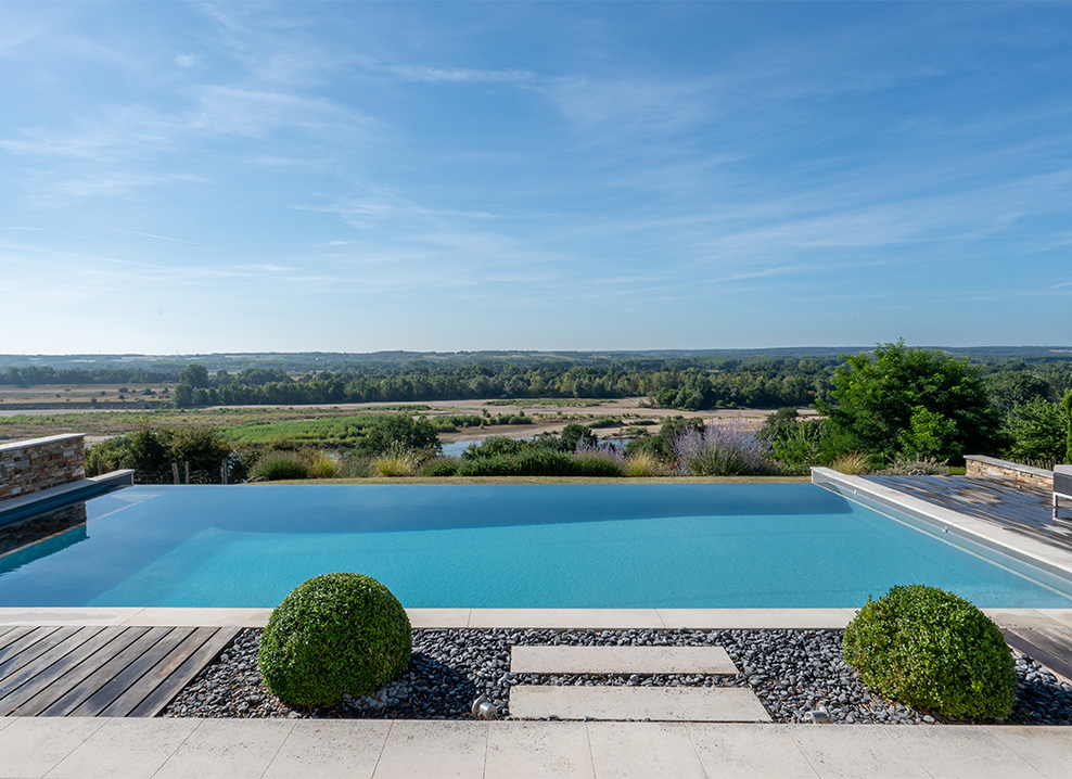 Nos piscines extérieures : creusées et enterrées - Mondial Piscine